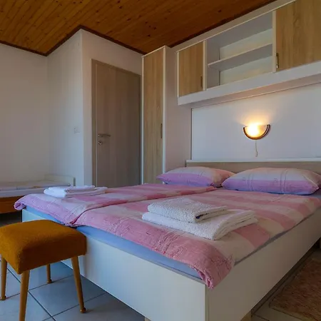 Apartment Tariba Supetarska Draga