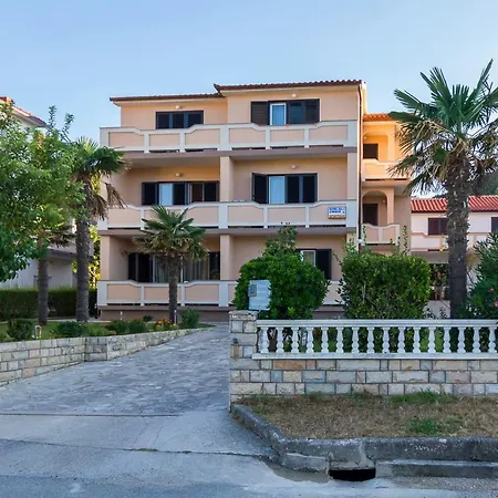 Tariba Apartment